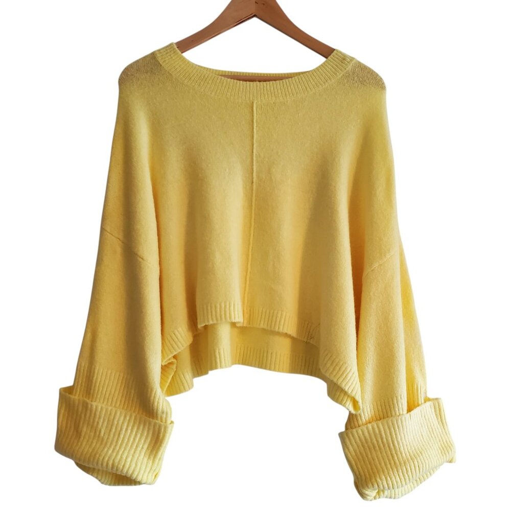 Illa Illa Yellow Boxy Cropped Sweater with Statement Sleeves. Size Small